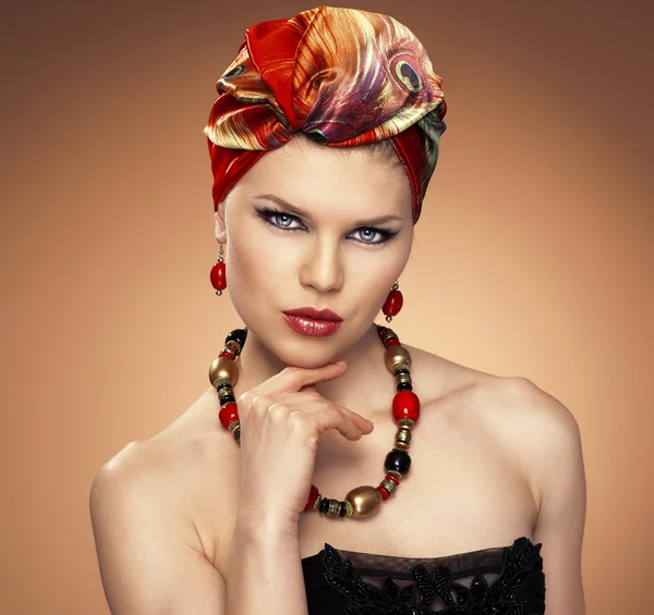 Fashion woman in turban — Stock Photo, Image