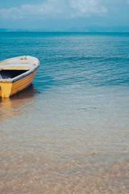 Arnavutluk 'un Rodon plaj pelerini huzur dolu manzarasına bakın