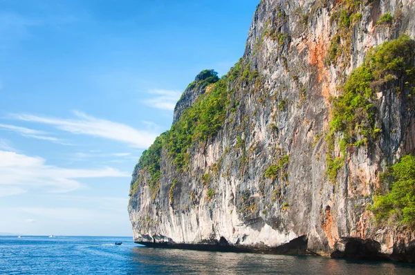 Острів Тропік море скелі — стокове фото