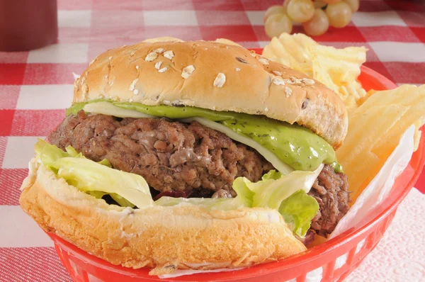 Guacomole burger — Stok fotoğraf