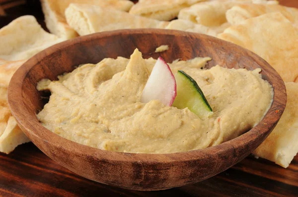 Hummus with garlic and spice — Stock Photo, Image