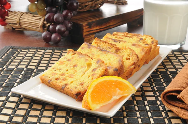 Sliced orange cake — Stock Photo, Image