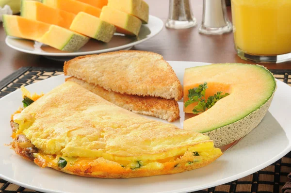 Western omelet met meloen — Stockfoto
