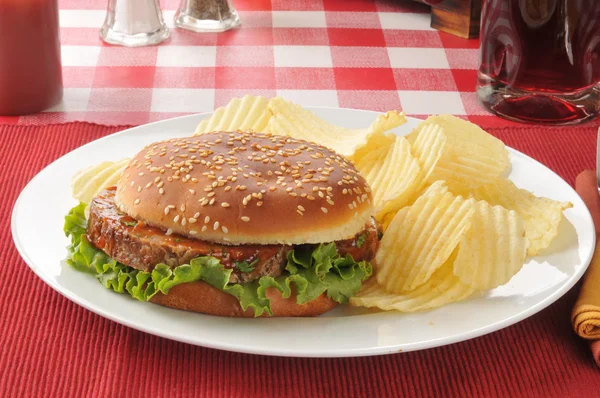 Сэндвич с мясным рулетом — стоковое фото