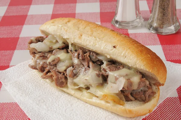 Philly cheese steak sandviç