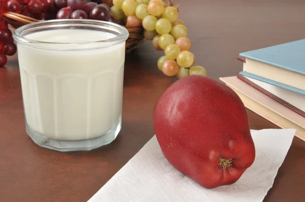 Gezonde na school snack — Stockfoto