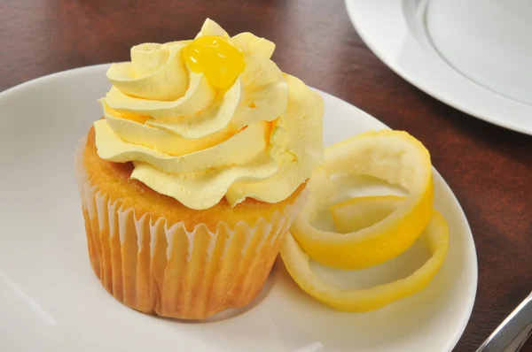 Lemon cupcake — Stock Photo, Image