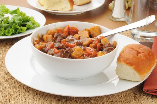 Guisado de carne e legumes — Fotografia de Stock