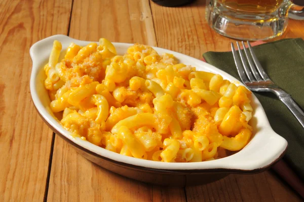 Caçarola de macarrão e queijo — Fotografia de Stock