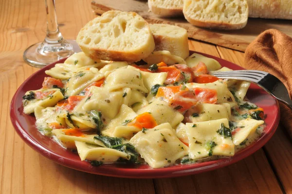 Lobster ricotta ravioli — Stock Photo, Image