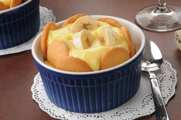 Pudding van de vanille met bananen — Stockfoto