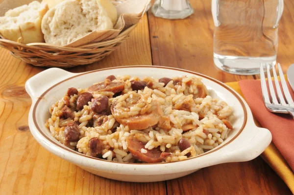 Tigela de salsicha, feijão e arroz — Fotografia de Stock