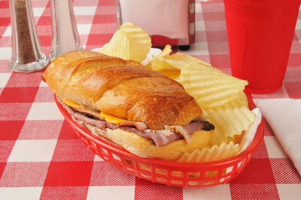 Geroosterd rundvlees sub sandwich — Stockfoto