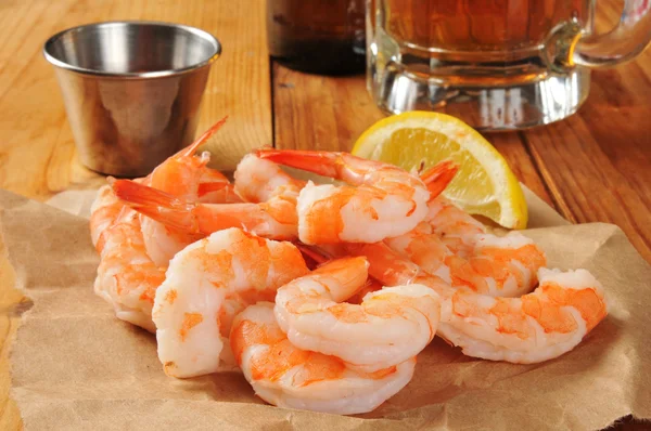 Shrimp and cocktail sauce — Stock Photo, Image