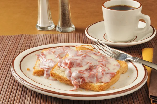 Chipped beef on toast — Stock Photo, Image
