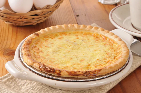 Frisch gebackene Quiche — Stockfoto