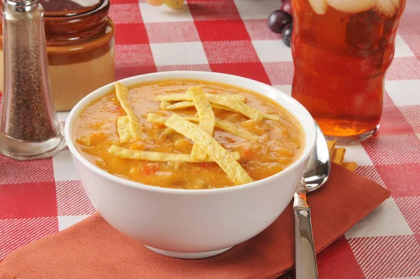 Zuppa di tortilla di pollo — Foto Stock