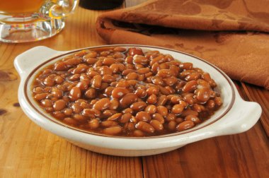 Baked beans and beer clipart