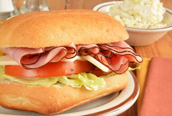Ham en kaas sandwich close-up — Stockfoto