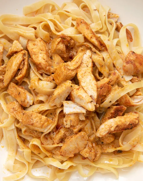 Frango Escurecido Cajun Com Vista Aérea Fettuccine Alfredo — Fotografia de Stock