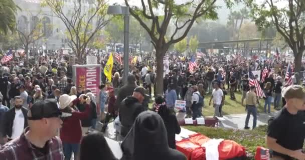 Los Angeles Usa November 2021 Huge Crowd Gathers Grand Park — Stock Video