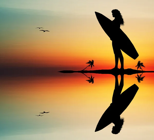 Meisje met surf — Stockfoto
