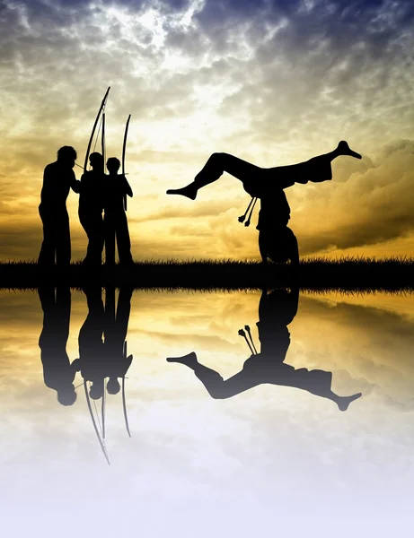 Capoeira au coucher du soleil — Photo