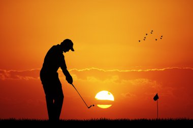 gün batımında Golf