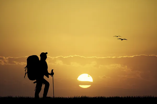 Trekking bei Sonnenuntergang — Stockfoto