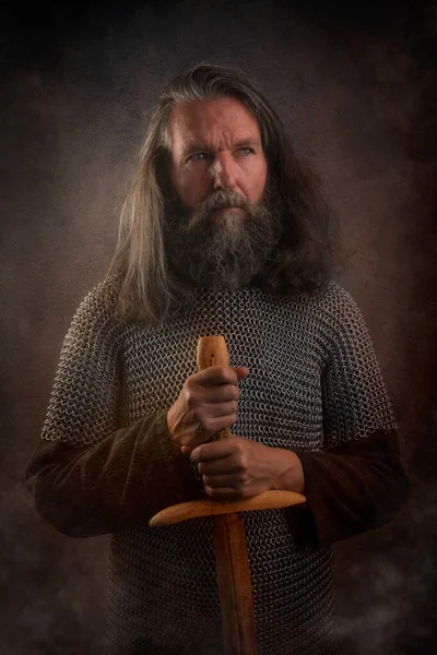 Close Guerreiro Viking Com Sward — Fotografia de Stock