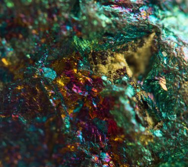 Crystal, külçe, altın, bronz, bakır, demir. Makro. aşırı yakın