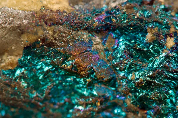 Crystal,nugget, gold, bronze, copper, iron. Macro — Stock Photo, Image