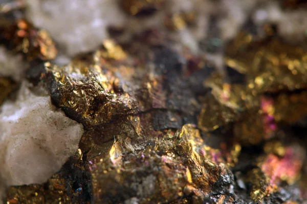 พื้นหลังโลหะทอง แมคโคร — ภาพถ่ายสต็อก