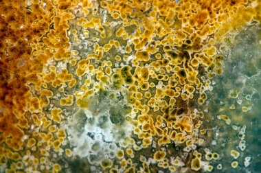 aşırı closeup adlı eski bir kristal taş arka plan. Makro