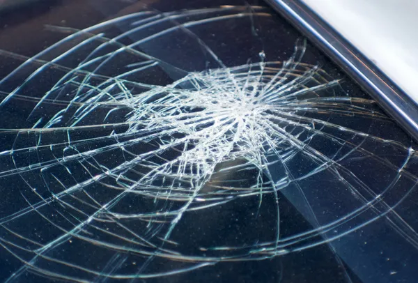 Accident, the broken glass of the car — Stock Photo, Image