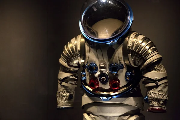 Prototype 1960s space suit — 图库照片