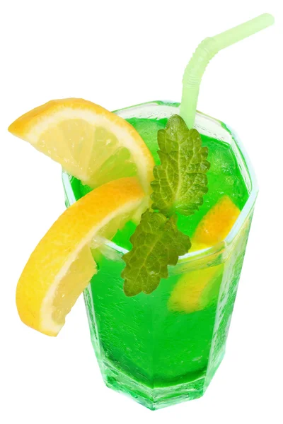 Cóctel verde con hielo picado — Foto de Stock