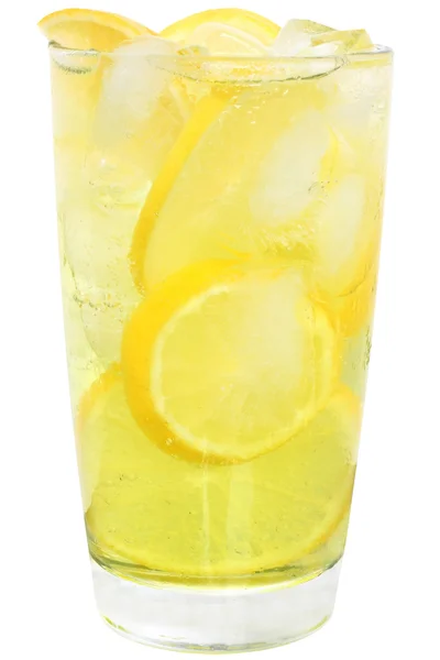 Lemonade with ice cubes and sliced lemon — Stock Photo, Image