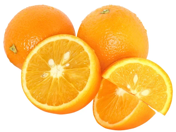 Нарезанная куча апельсинов — стоковое фото