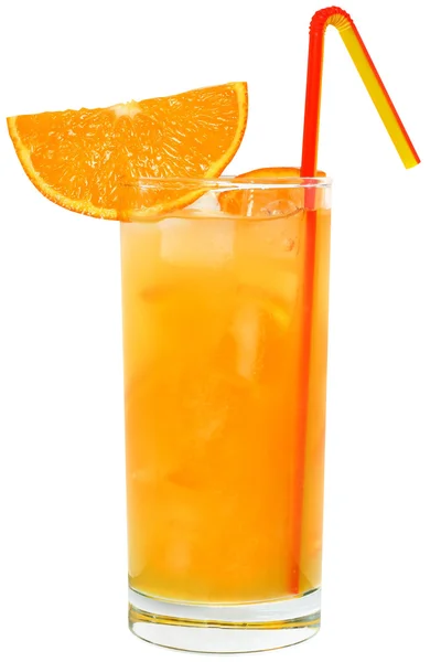 Koktajl z pomarańczowy sok i kostki lodu. — Zdjęcie stockowe