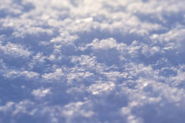 模糊的新雪花纹理的宏观背景 — 图库照片