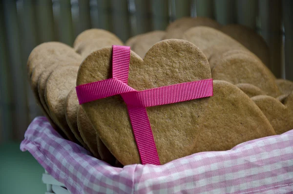 Heart shape xmas spice cake — Stock Photo, Image