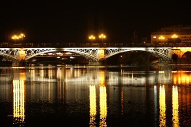seville nehir triana Köprüsü altında aşağı adlı romantik Panoraması