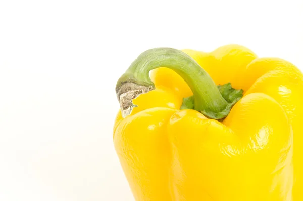 Zoete gele peper geïsoleerd op witte achtergrond — Stockfoto