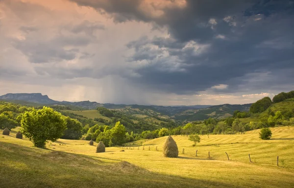 Höstlandskap i Karpaterna — Stockfoto