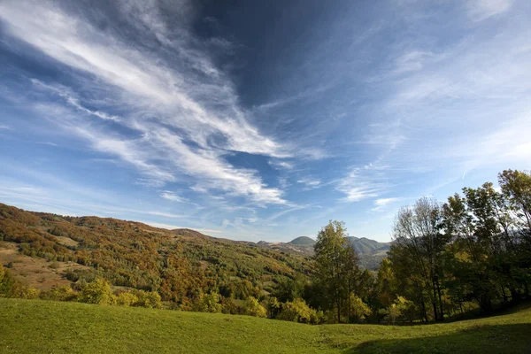 Farbenfrohe Bergszenen — Stockfoto