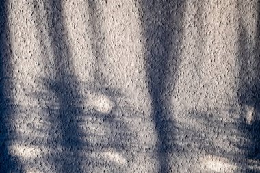 Üst üste koymak için beyaz arkaplan üzerine güneş ışığı yansımasının modaya uygun görüntü efekti