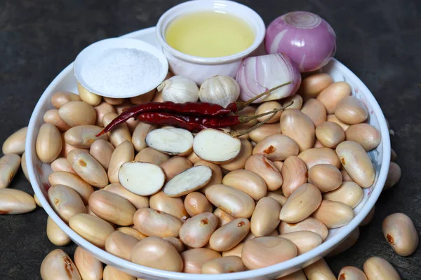 Lezzetli ve sağlıklı Jackfruit tohumları. Mutfakta pişirmek için baharat var.