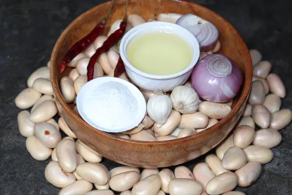 Lezzetli ve sağlıklı Jackfruit tohumları. Mutfakta pişirmek için baharat var.