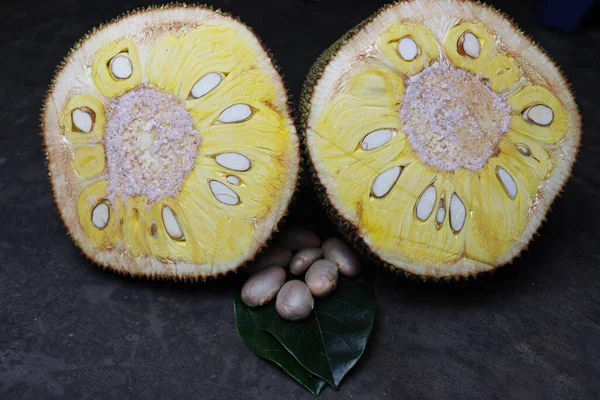 Νόστιμο Και Υγιεινό Jackfruit Σπόρους Και Φύλλα Για Κατανάλωση — Φωτογραφία Αρχείου